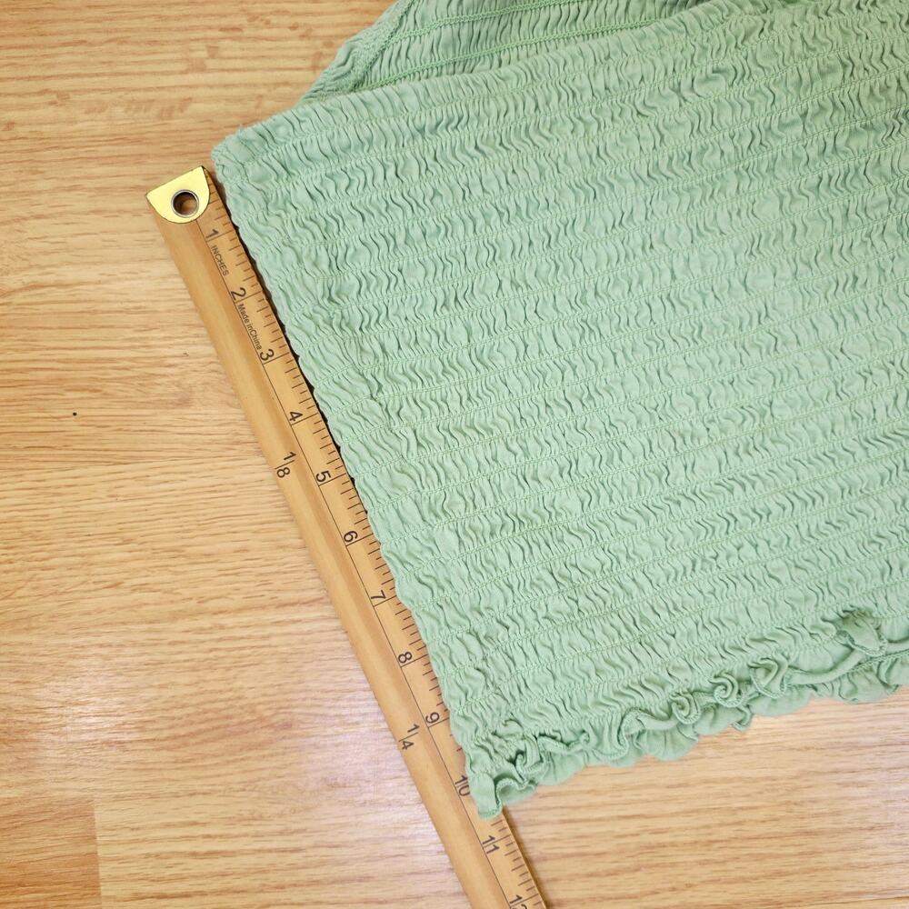 Old Navy Halter Top XL 1X Sage Green Smocked Stretch Y2K Retro Boho Festival - Picture 11 of 11